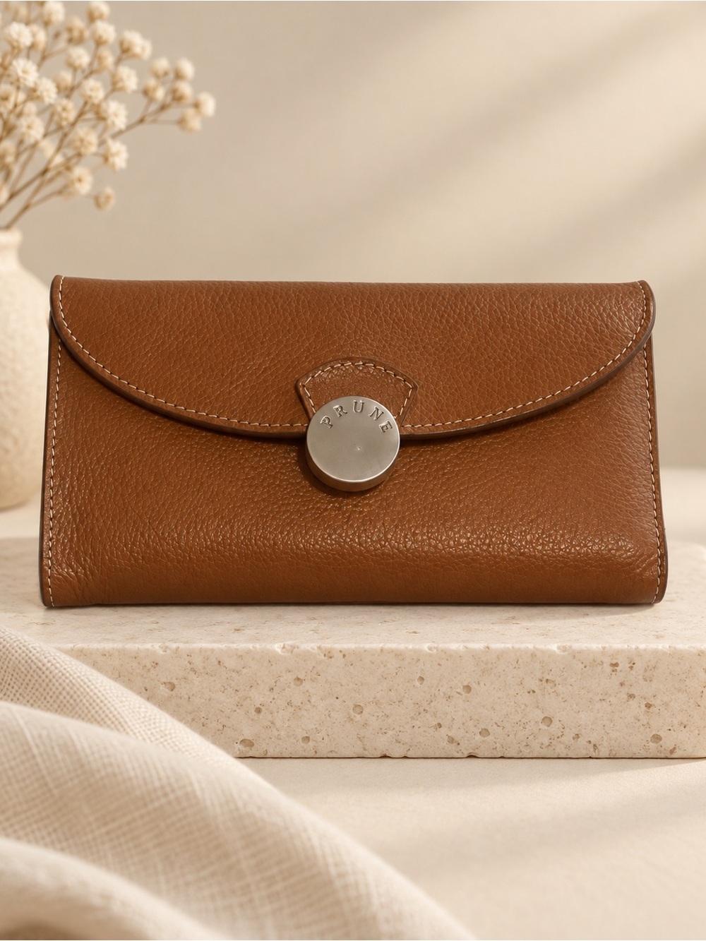 Prüne Brown Pebbled Leather Organizer Wallet Snap Closure